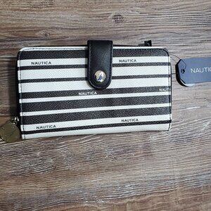 Nautica Women's - Be Shore Vegan Leather RFID Wallet - Zip Around Clutch NWT